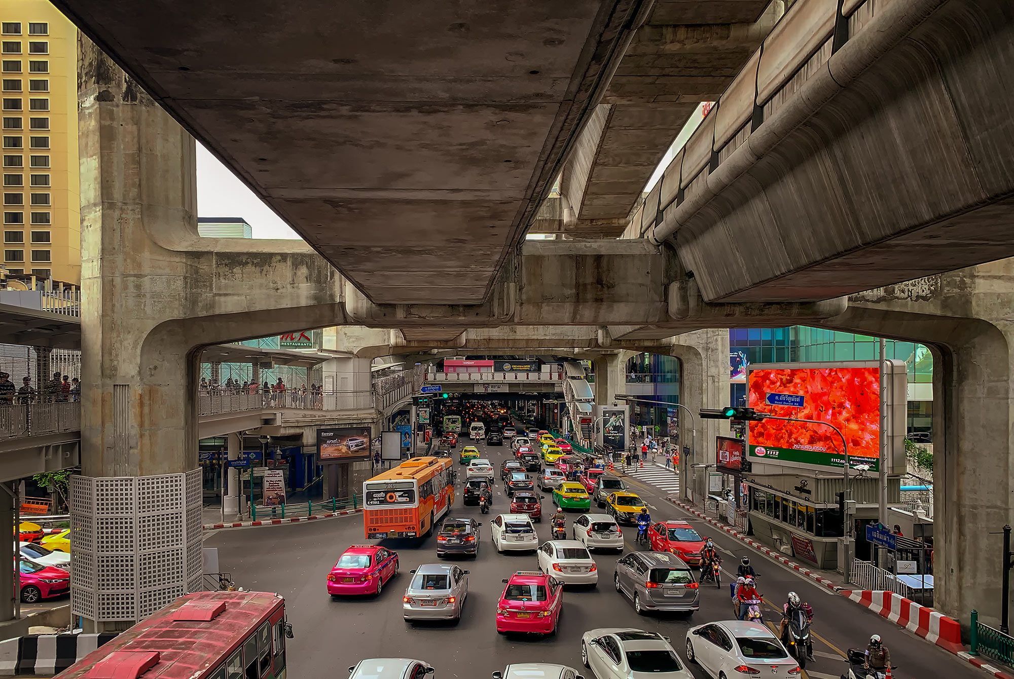 Stau beim Siam Centre